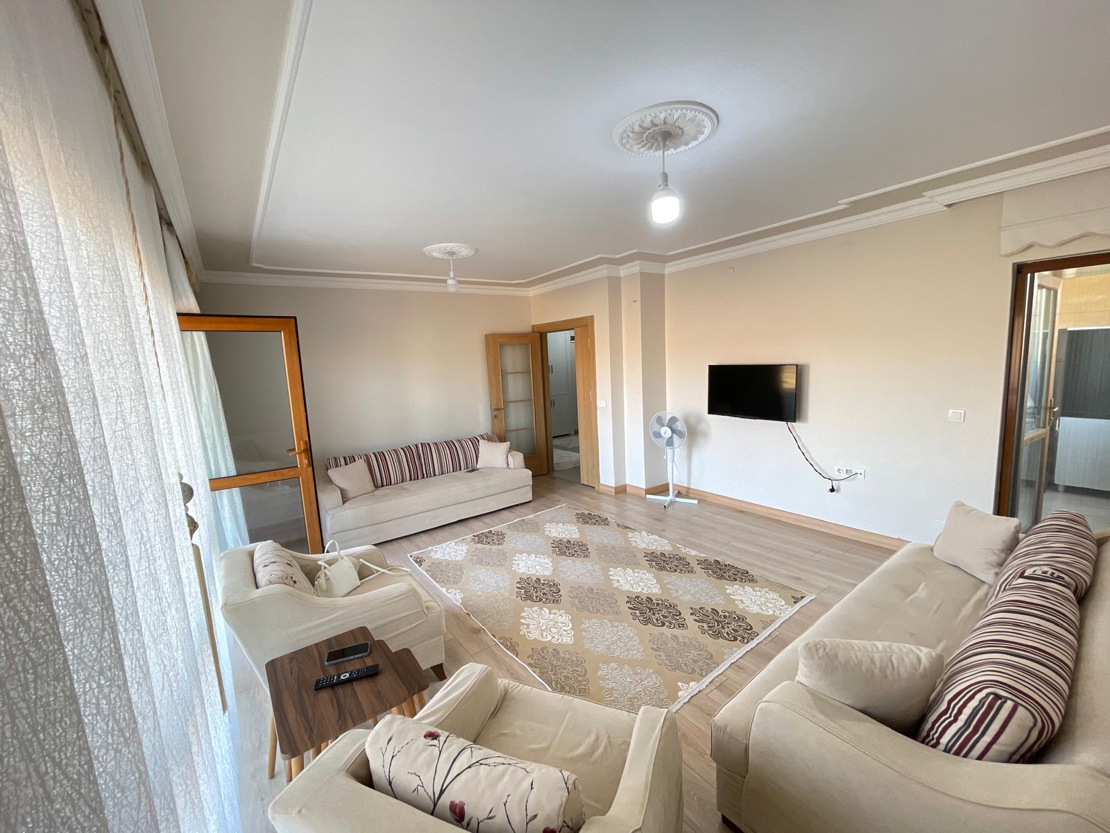 500 EVLER ÇÖLGÜZELİNDE SATILIK 3+1 ARAKAT DAİRE 